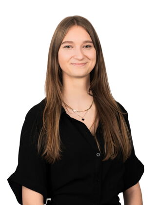 Emilia Schmidle
